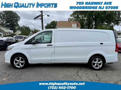 Used 2021 Mercedes-Benz Metris image 4