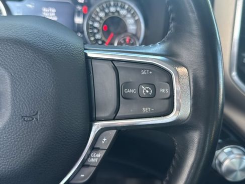 Used 2022 RAM 1500 Laramie AWD/4WD image 19