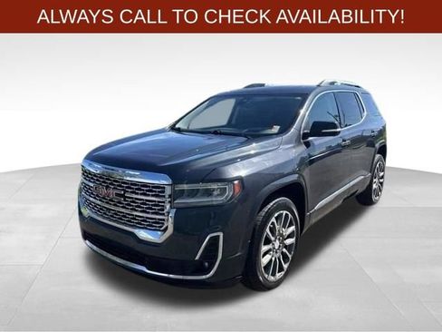 Used 2021 GMC Acadia Denali w/ Denali Technology Package FWD image 3