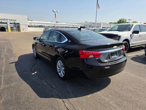 Used 2016 Chevrolet Impala LT FWD image 3