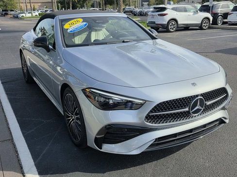 Used 2026 Mercedes-Benz CLE 300 4MATIC Cabriolet image 4