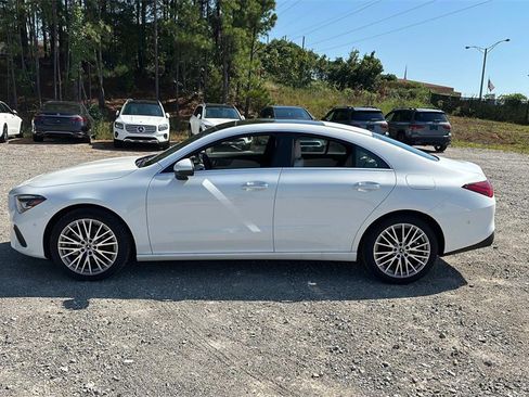 Used 2025 Mercedes-Benz CLA 250 image 4