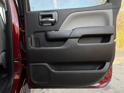 Used 2017 Chevrolet Silverado 2500 W/T w/ Snow Plow Prep Package image 28