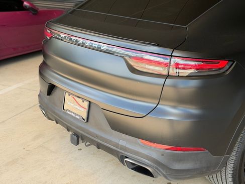 Certified 2021 Porsche Cayenne Coupe AWD/4WD image 38