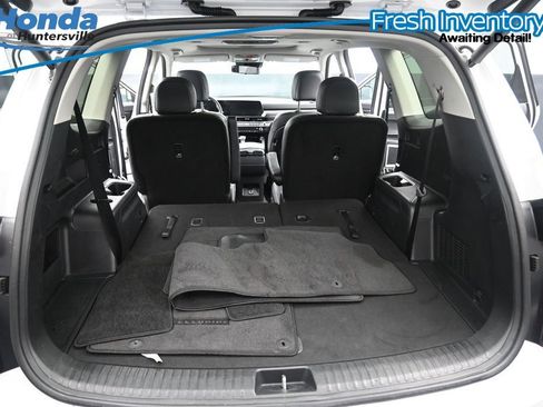 Used 2025 Kia Telluride S FWD image 12