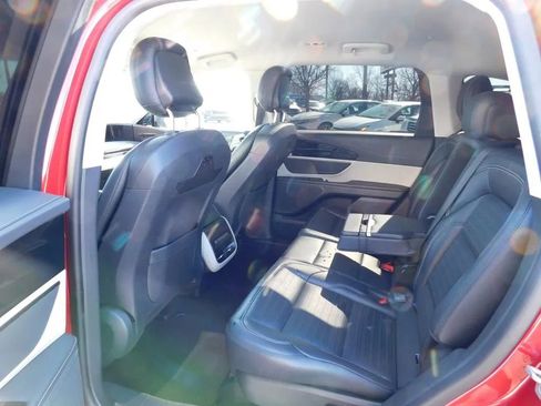 Used 2024 Lincoln Nautilus Reserve image 12