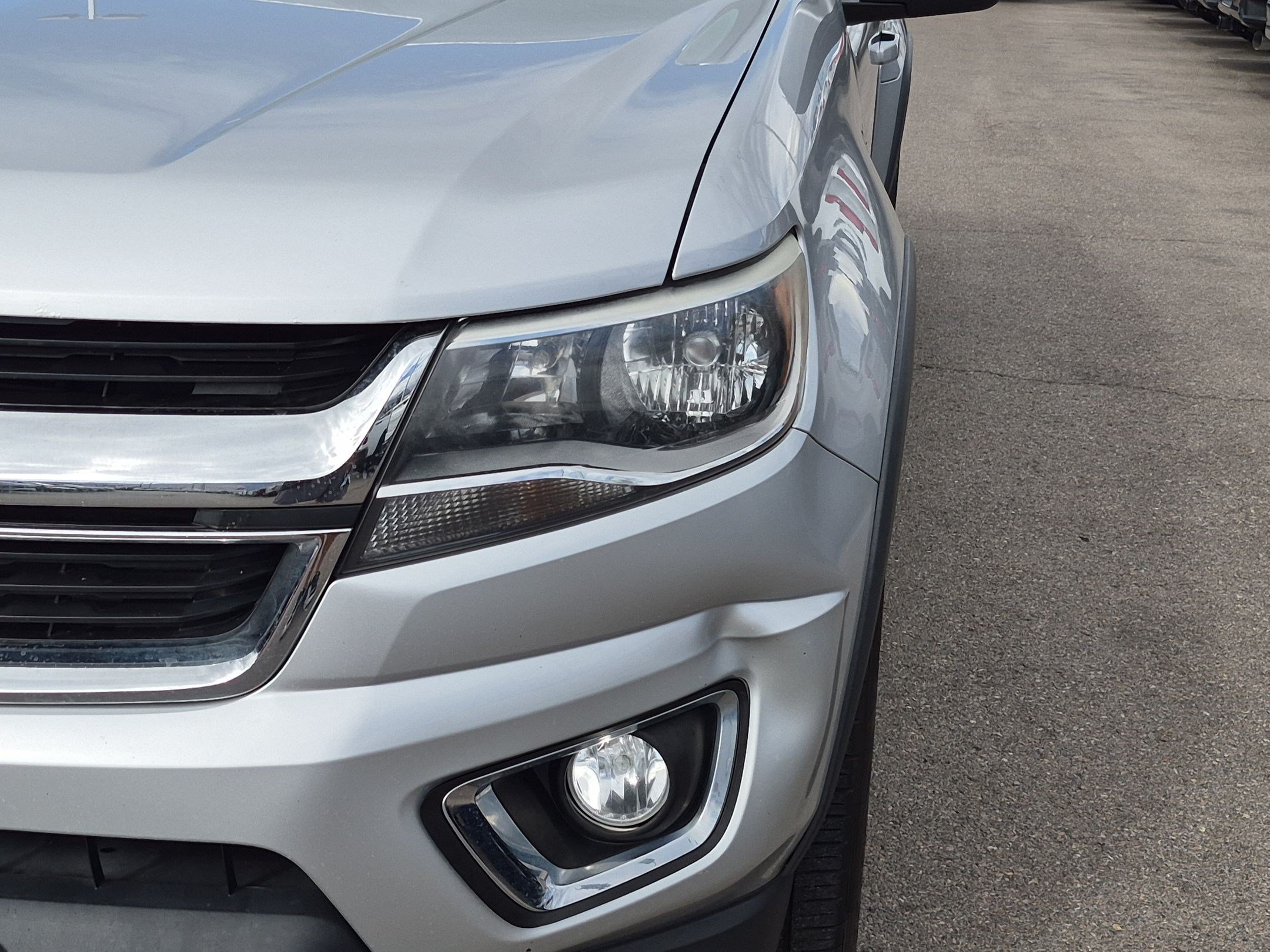Used 2018 Chevrolet Colorado LT w/ LT Convenience Package RWD image 10