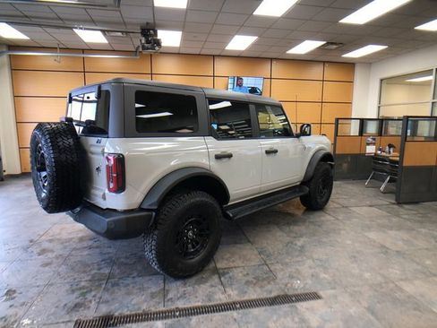 New 2026 Ford Bronco Outer Banks w/ Sasquatch Package AWD/4WD image 7