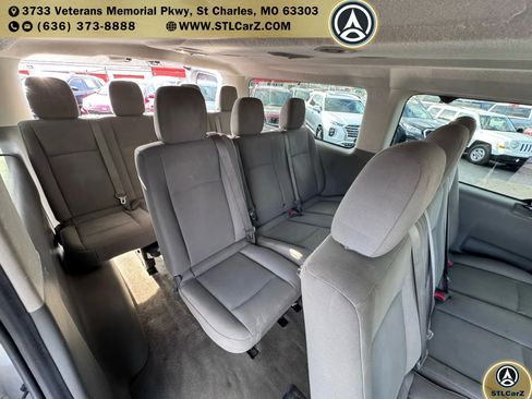 Used 2017 Nissan NV 3500 SV image 15