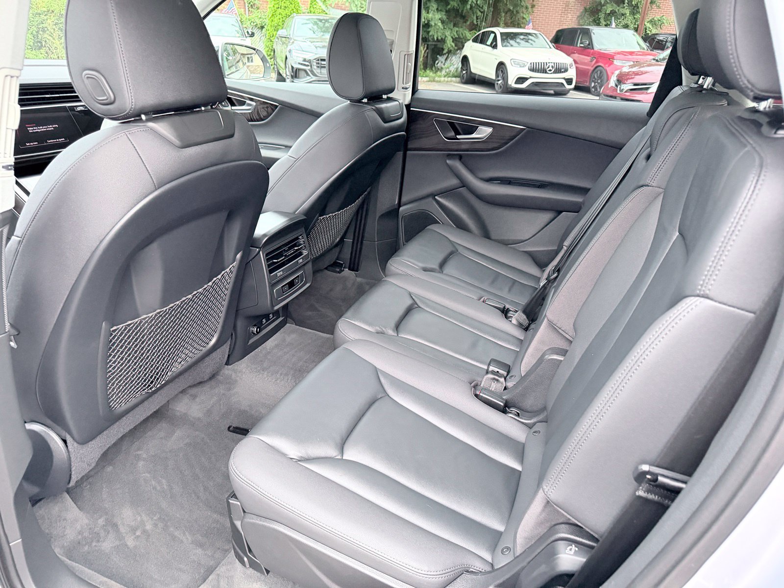 Used 2021 Audi Q7 3.0T Premium Plus w/ Premium Plus Package AWD/4WD image 10