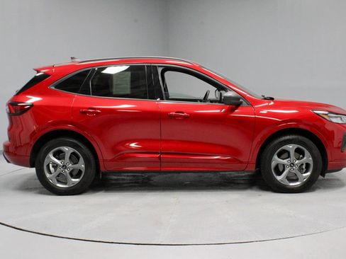 Certified 2024 Ford Escape ST-Line w/ Tech Pack #1 AWD/4WD image 12