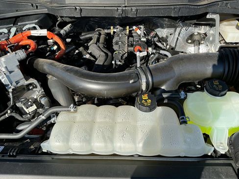 Used 2024 Ford F150 XLT w/ Equipment Group 302A MID image 25