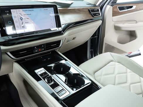 New 2026 Volkswagen Atlas SE image 23