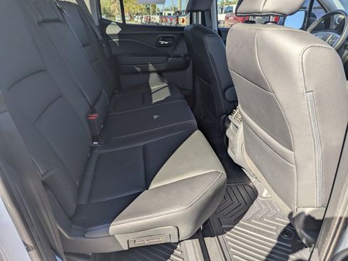 Used 2023 Honda Ridgeline RTL-E image 13