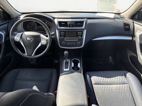 Used 2018 Nissan Altima 2.5 S w/ S Convenience Package FWD image 11