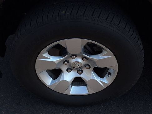 Used 2020 RAM 1500 Big Horn AWD/4WD image 31