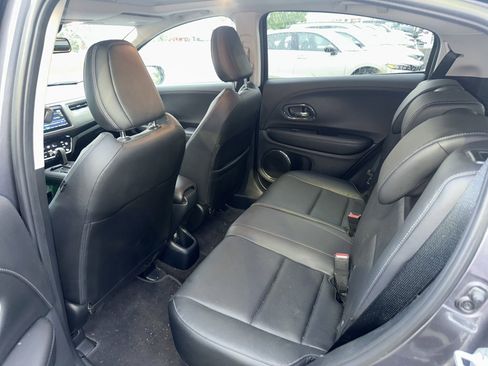 Used 2021 Honda HR-V EX-L image 13