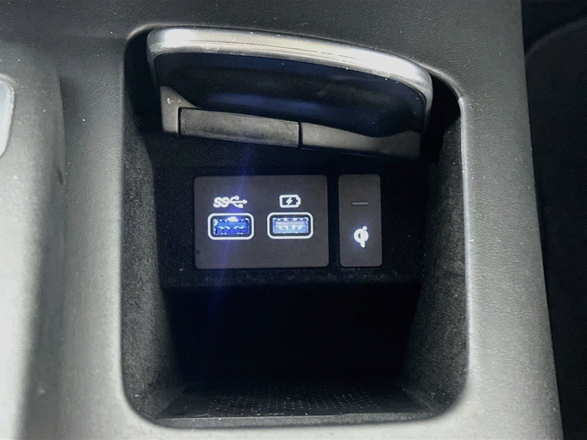 Used 2025 Genesis GV70 2.5T AWD/4WD image 26