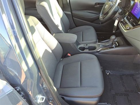 Used 2024 Toyota Corolla LE image 23
