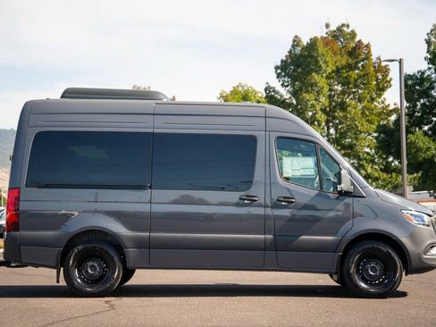 New 2025 Mercedes-Benz Sprinter 2500 image 4