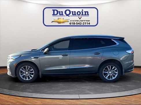 Used 2022 Buick Enclave Avenir w/ Avenir Technology Package image 5