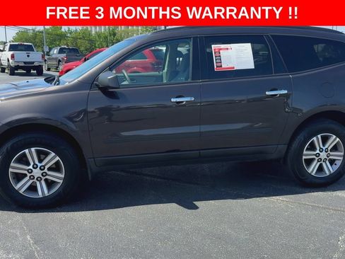Used 2017 Chevrolet Traverse LS FWD image 6