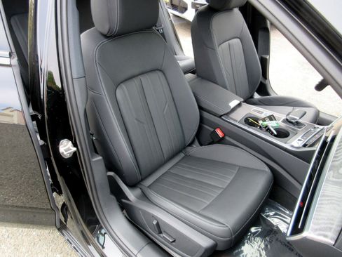 Used 2025 Audi A6 2.0T Premium w/ Convenience Plus Package image 24