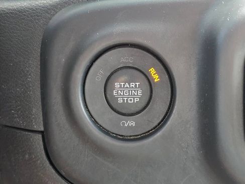 Used 2021 Jeep Wrangler Unlimited Sport AWD/4WD image 18