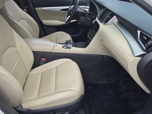 Used 2021 INFINITI QX50 Luxe AWD/4WD image 19