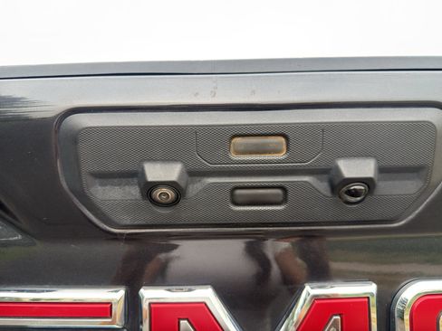 Used 2020 GMC Sierra 3500 Denali w/ Denali Ultimate Package AWD/4WD image 13
