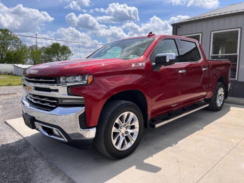 Used 2019 Chevrolet Silverado 1500 LTZ w/ LTZ Premium Package AWD/4WD image 3