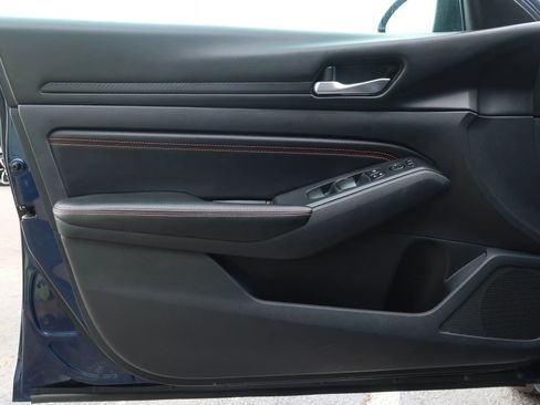 Used 2021 Nissan Altima 2.5 SR image 46