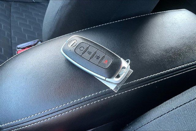 Used 2024 Nissan Kicks SV FWD image 31