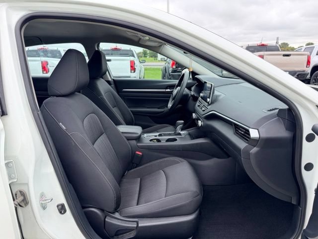 Used 2022 Nissan Altima 2.5 SV AWD/4WD image 11