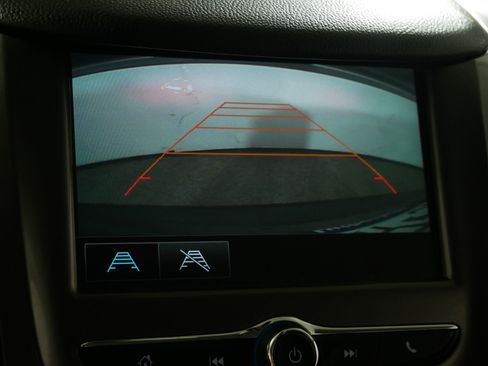 Used 2017 Chevrolet Cruze LT image 31