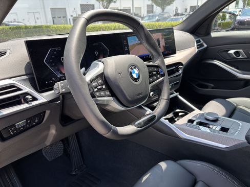 Used 2025 BMW 330i Sedan RWD image 16
