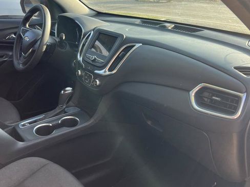 Used 2019 Chevrolet Equinox LT FWD image 9