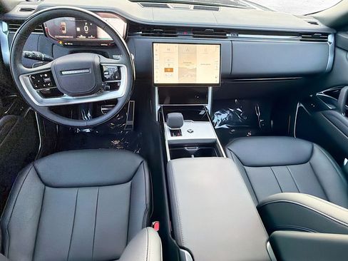 New 2026 Land Rover Range Rover Autobiography AWD/4WD image 16