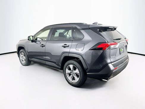 Used 2025 Toyota RAV4 XLE w/ Convenience Package image 5