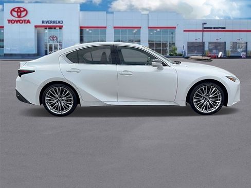 Used 2023 Lexus IS 300 AWD w/ Premium Package image 3