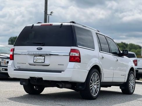 Used 2017 Ford Expedition Platinum AWD/4WD image 5