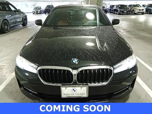Used 2023 BMW 540i xDrive w/ Executive Package image 3
