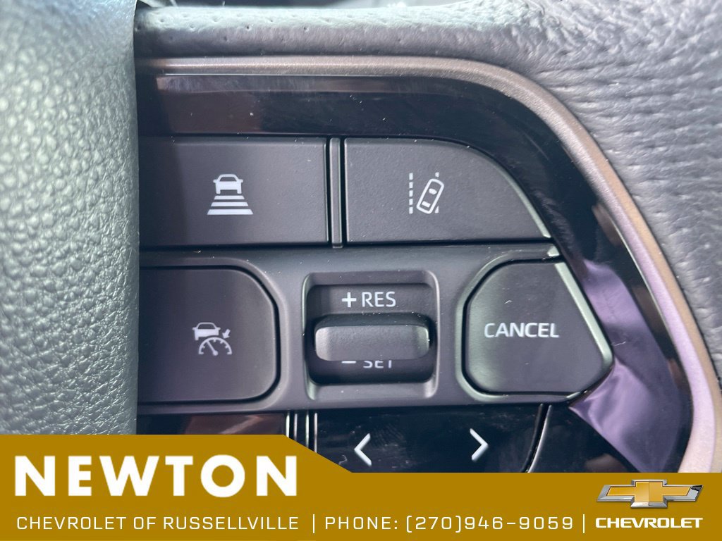 Used 2024 Toyota Tundra Limited w/ Power Package AWD/4WD image 14