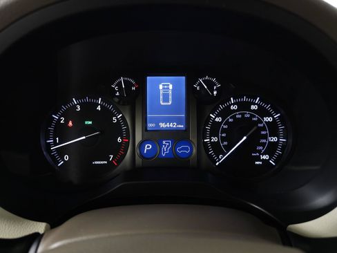 Used 2017 Lexus GX 460 Premium w/ Premium Package AWD/4WD image 18