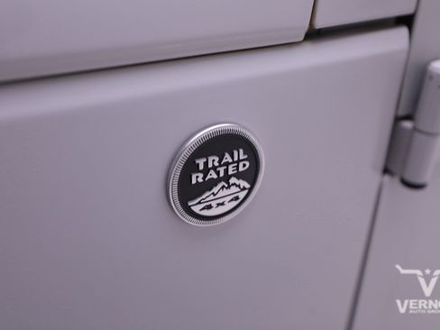 Used 2013 Jeep Wrangler Unlimited Sport image 28