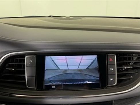 Used 2023 Buick Enclave Essence w/ Sport Touring Edition image 13