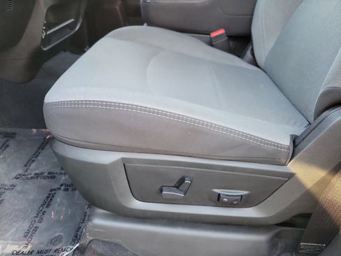 Used 2024 RAM 3500 Big Horn image 5