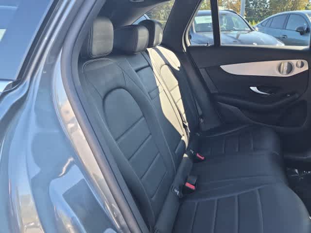 Used 2019 Mercedes-Benz GLC 300 4MATIC image 19