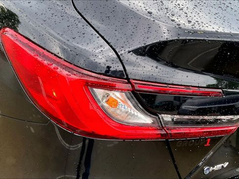 Used 2025 Toyota Camry LE FWD image 27