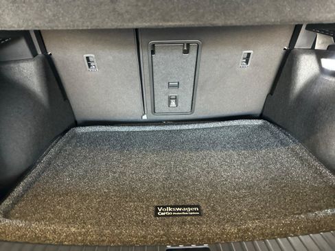 New 2026 Volkswagen Taos SEL AWD/4WD image 14